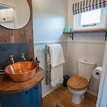 Inglewood Shepherd's Huts Пенрит