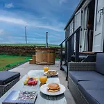 Inglewood Shepherd's Huts
