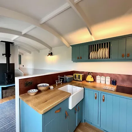 Inglewood Shepherd's Huts * 펜리스